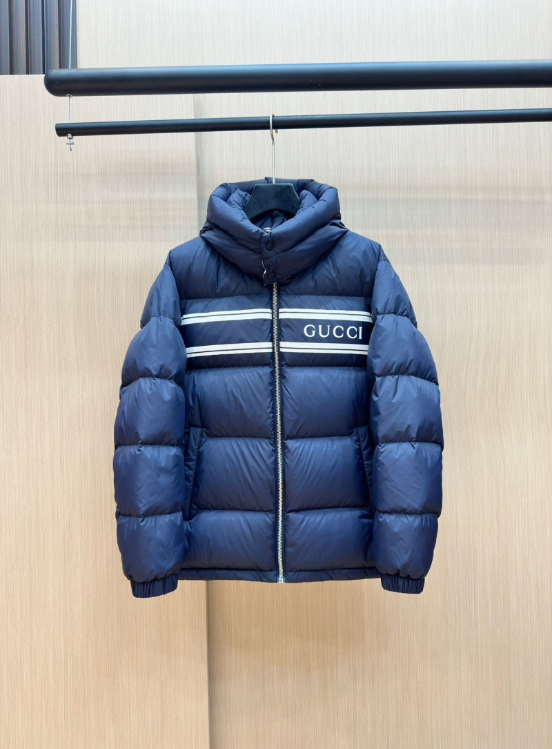 G*u*i down coat